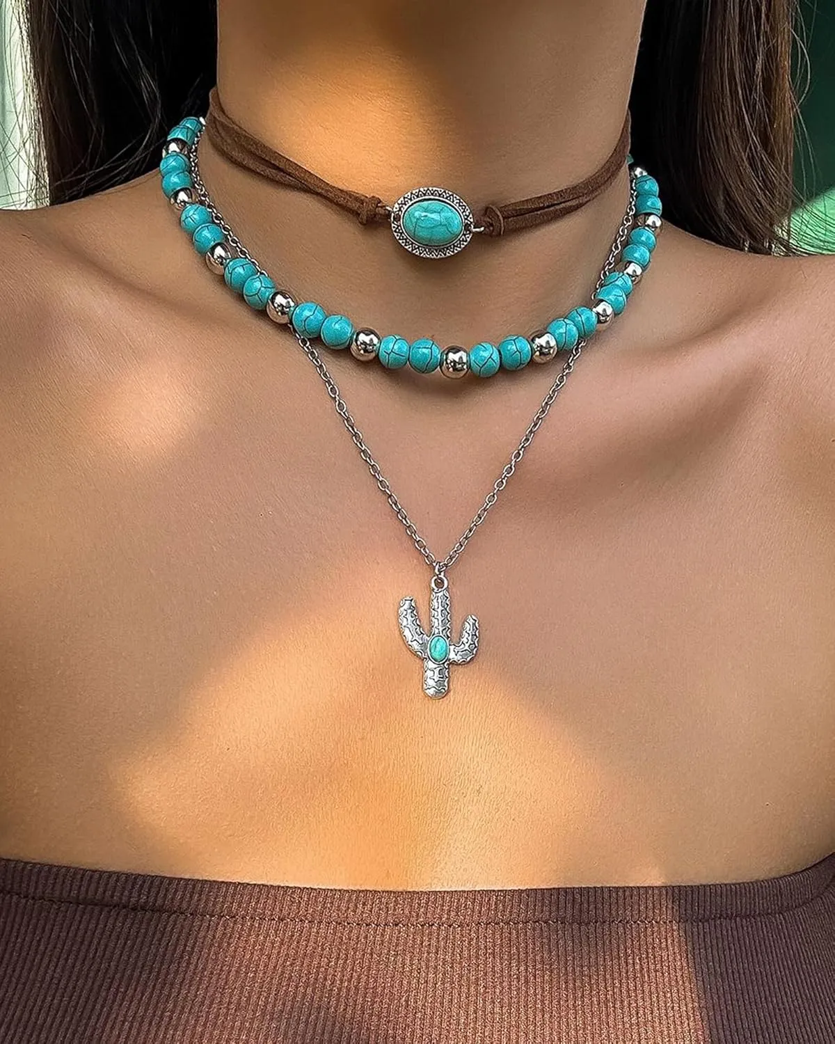 Layered Western Necklaces for Women Turquoise Beaded Necklaces Ox-Head Cactus Pendant Necklace Cowboy Cowgirl Choker Western Boho Jewelry Country Concert Outfit Accessories
