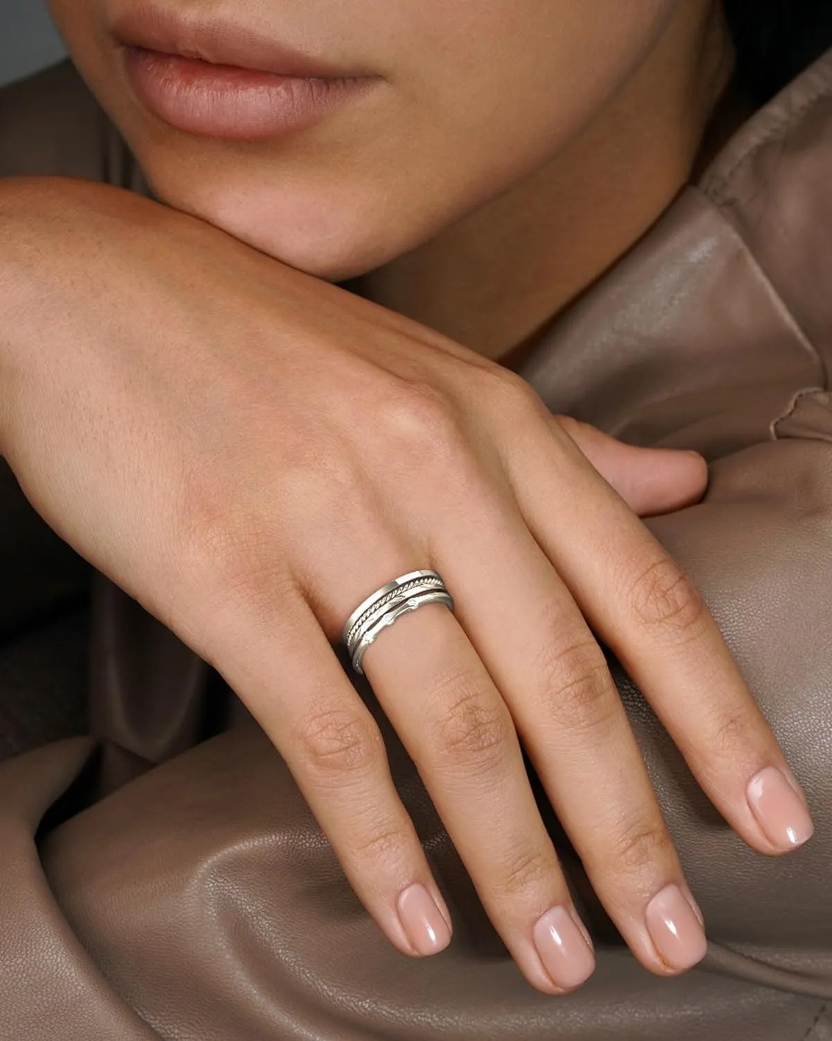 WEDDINEN S925 Sterling Silver Gold Rings for Women Non Tarnish, 4PC Stackable 18K Gold Plated Thin Thumb Ring Set Cubic Zirconia Dainty Stack Gold Knuckle Rings Set Size 6-10
